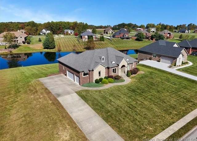 Property at 958 Baumann Dr S, Floyds Knobs, IN 47119, 4 beds, 3.5 baths