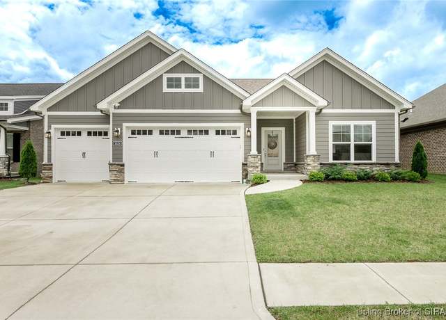 Property at 3026 Bridlewood Ln, New Albany, IN 47150, 3 beds, 2 baths