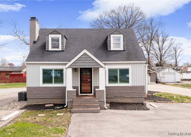 Property at 118 W Lewis And Clark Pkwy, Clarksville, IN 47129, 3 beds, 2 baths