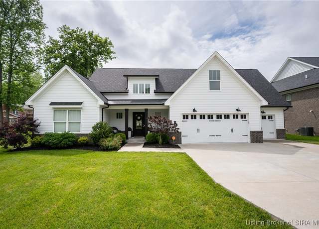 Property at 8470 Aberdeen Ln, Charlestown, IN 47111, 4 beds, 3 baths