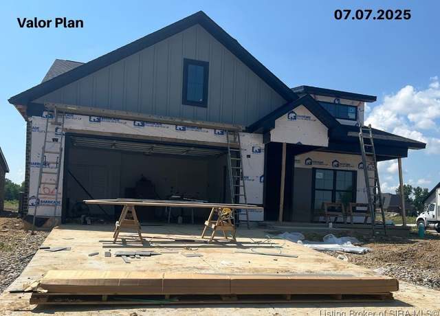 Property at 5100 Woodstone Cir, Jeffersonville, IN 47130, 4 beds, 3 baths