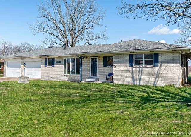 Property at 3804 Dogwood Rd, Floyds Knobs, IN 47119, 3 beds, 1.5 baths