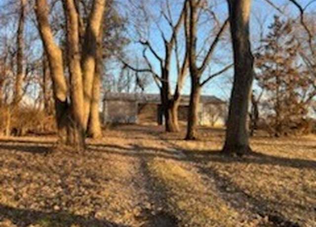 Property at 5456 State Road 111, New Albany, IN 47150, 1 bed, 1.5 baths