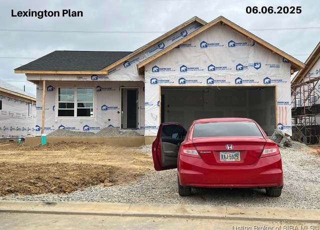 Property at 5105 Woodstone Cir, Jeffersonville, IN 47130, 4 beds, 3 baths