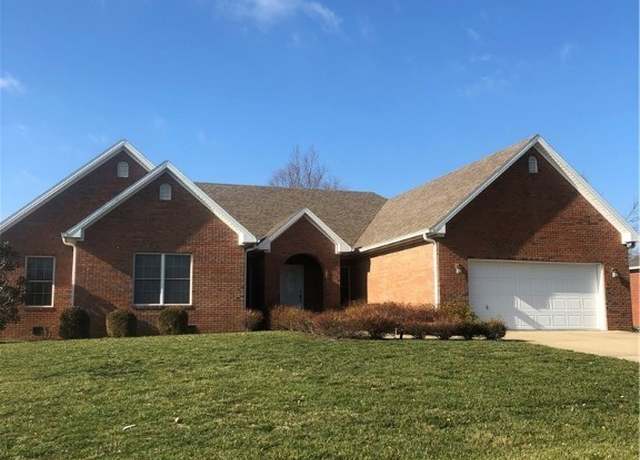 Property at 2475 Forest Dr, Madison, IN 47250, 3 beds, 2.5 baths