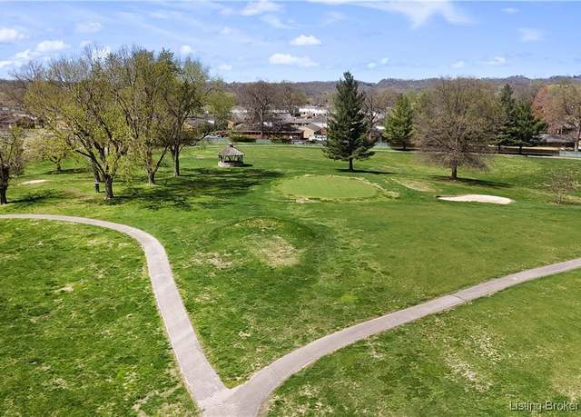 Property at 1706 Graybrook Ln, New Albany, IN 47150