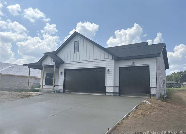 Property at 7033 Oaken Ln, Lanesville, IN 47136, 4 beds, 3 baths