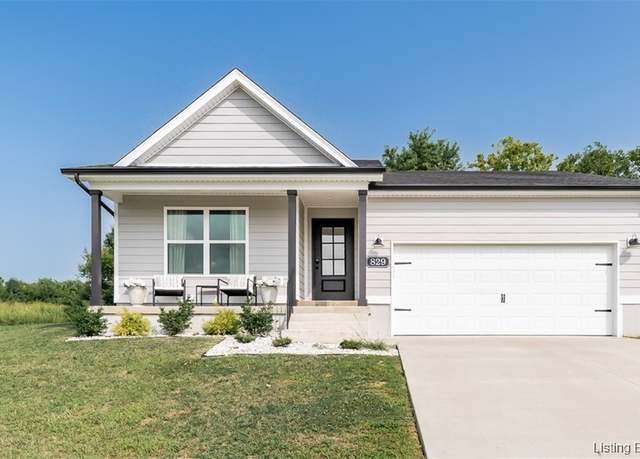 Property at 829 Wolf Run Park Blvd, Jeffersonville, IN 47130, 3 beds, 2 baths