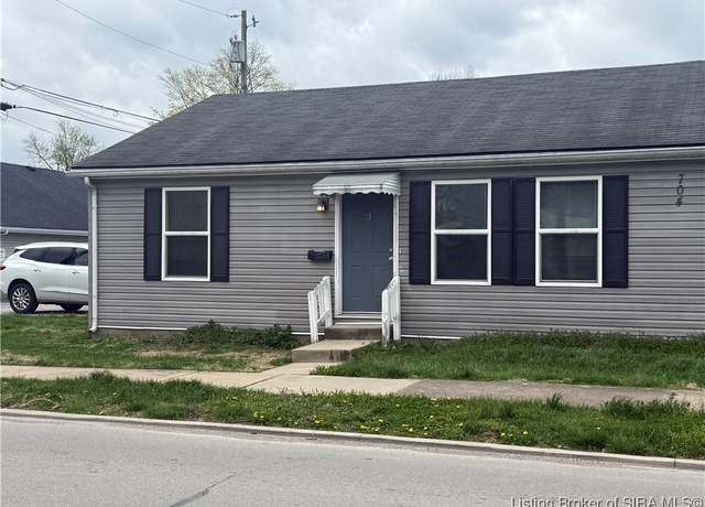 Property at 704B E Utica St, Sellersburg, IN 47172, 3 beds, 1 bath
