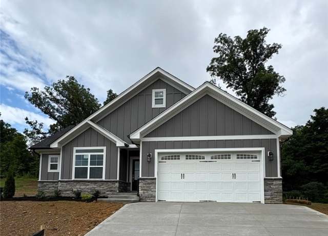 Property at 833 Kings Ct, Memphis, IN 47143, 3 beds, 2 baths