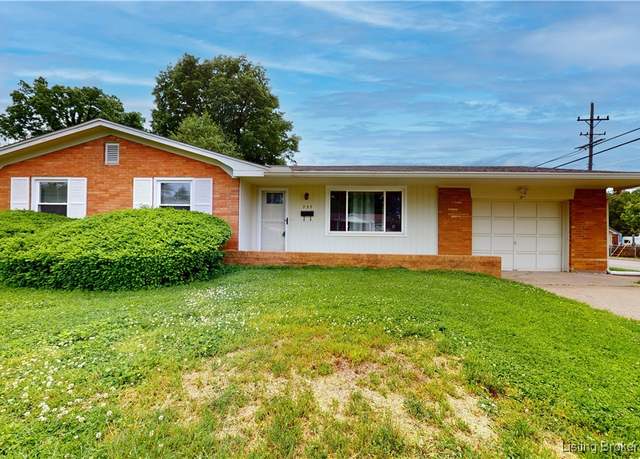 Property at 737 Plaza Dr, Jeffersonville, IN 47130, 3 beds, 1.5 baths