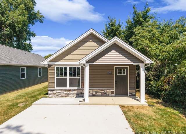 Property at 420 Myrtle St, Jeffersonville, IN 47130, 2 beds, 1 bath