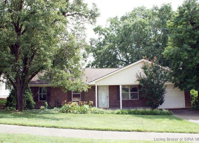 Property at 3008 Bluegrass Ct, Jeffersonville, IN 47130, 3 beds, 2 baths
