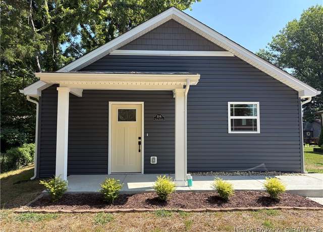 Property at 104 Mary St, Jeffersonville, IN 47130, 3 beds, 2 baths