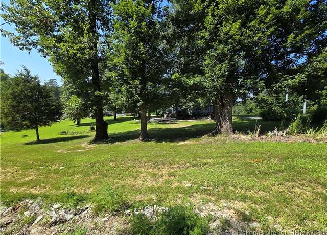 Property at 2980 E Banet Rd, Salem, IN 47167, 2 beds, 1 bath