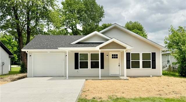 Photo of 555 Mann Ave, Austin, IN 47102