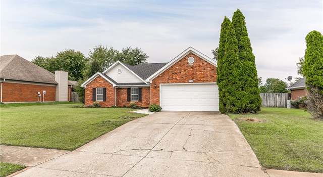 Photo of 3517 Flagstaff Dr, Jeffersonville, IN 47130
