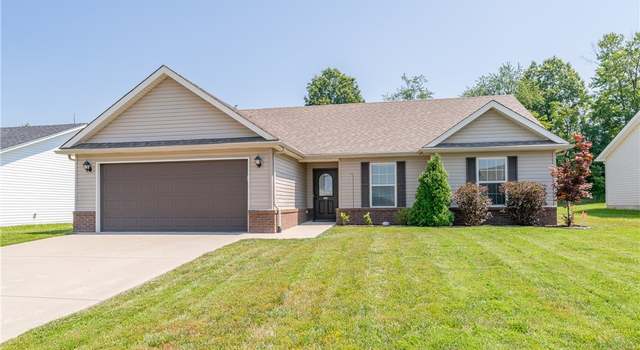 Photo of 12104 Lumberfield Ln, Sellersburg, IN 47172