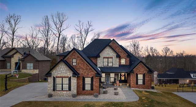 Photo of 11206 Winged Foot Dr, Sellersburg, IN 47172