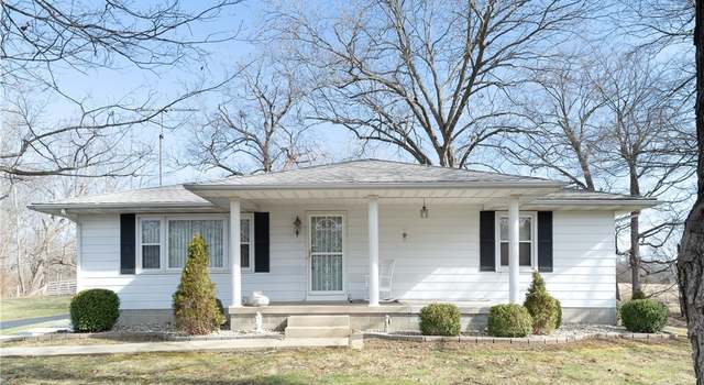 Photo of 623 S Mcneely Rd, Scottsburg, IN 47170