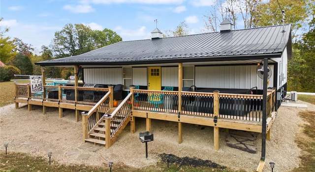 Photo of 3111 Chigger Ridge Rd, Birdseye, IN 47513