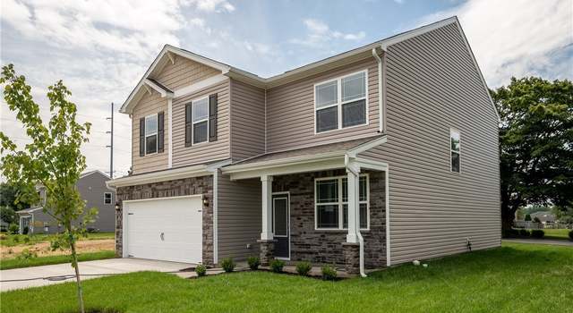 Photo of 806 Hailey Dr, Jeffersonville, IN 47126