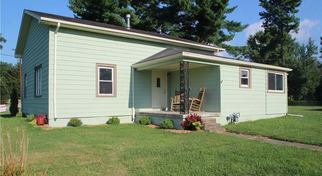 Photo of 204 Spickert Knob Rd, New Albany, IN 47150
