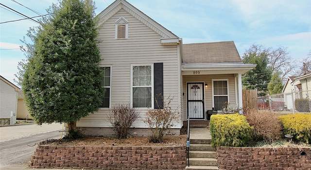 Photo of 223 Walnut St, Jeffersonville, IN 47130