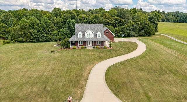Photo of 656 August Yocum Ln NE, Corydon, IN 47112