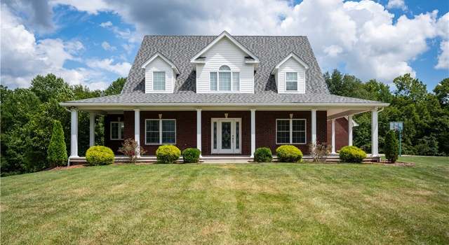 Photo of 656 August Yocum Ln NE, Corydon, IN 47112