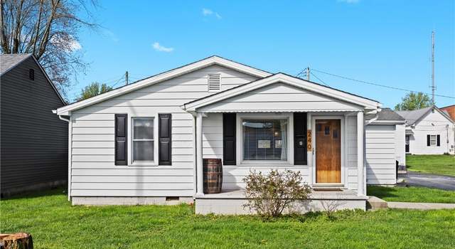 Photo of 240 S 3rd St, Scottsburg, IN 47170
