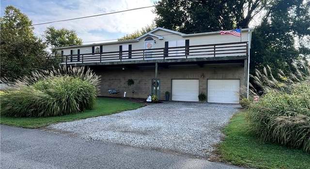 Photo of 106 N Third St, Jeffersonville, IN 47130