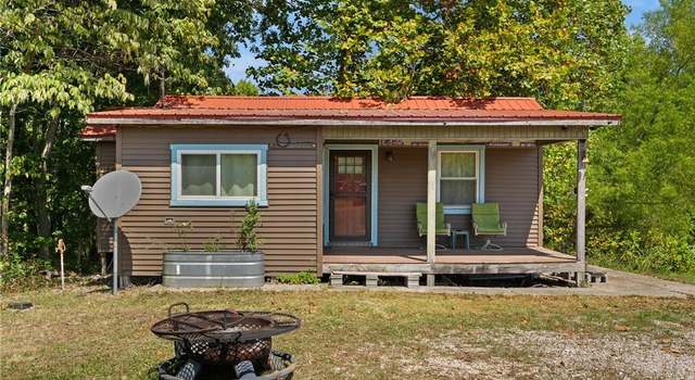 Photo of 118 W Sawmill Rd, English, IN 47118