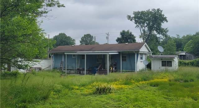 Photo of 3186 Gap Hollow Rd, New Albany, IN 47150