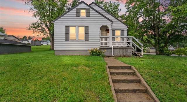 Photo of 401 S Jackson St, Salem, IN 47167