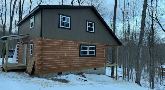 Photo of 10541 Deer Dr, Birdseye, IN 47513