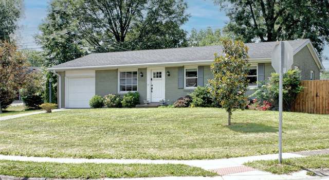 Photo of 1102 Woodbourne Dr, New Albany, IN 47150