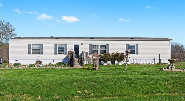 Photo of 9409 S Horners Chapel Rd, Pekin, IN 47165