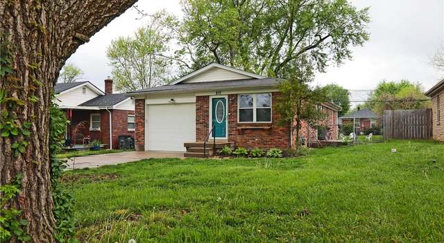 Photo of 215 Forest Dr, Jeffersonville, IN 47130