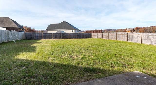 Photo of 2243 Morning Glory Dr, Sellersburg, IN 47172