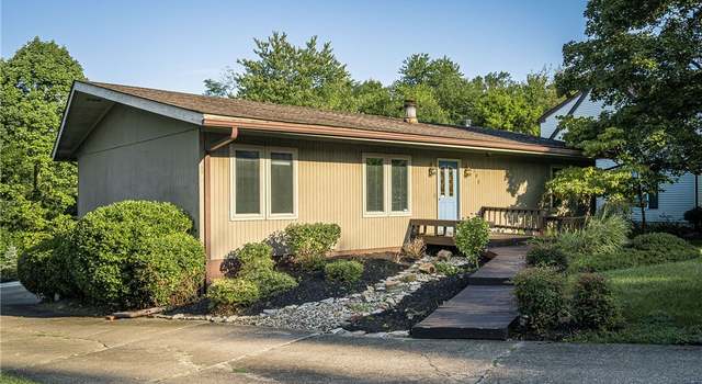 Photo of 1106 Carriage Ln, New Albany, IN 47150