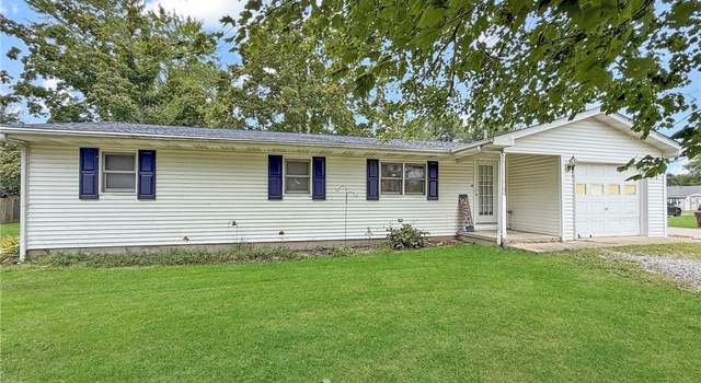 Photo of 254 Thornton Dr, Hanover, IN 47243