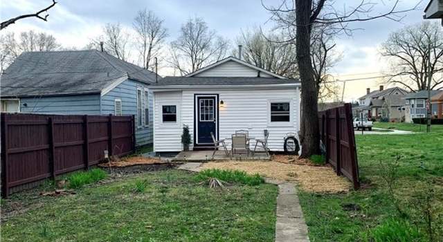 Photo of 724 Watt St, Jeffersonville, IN 47130