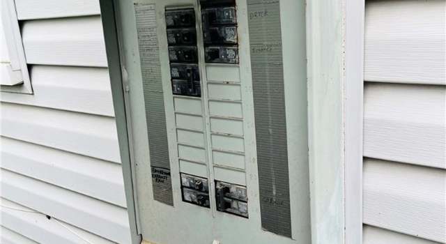 Photo of 1326 Lincoln Ave, New Albany, IN 47150