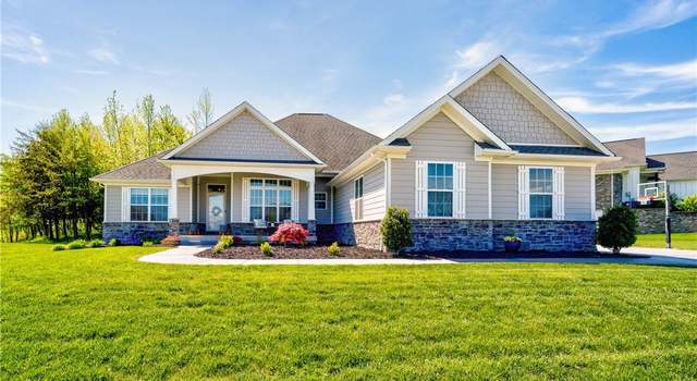Photo of 11025 Winged Foot Dr, Sellersburg, IN 47172