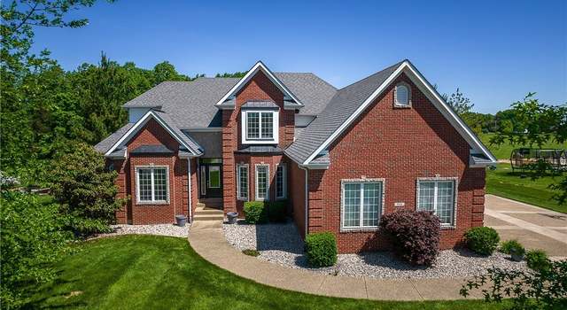 Photo of 988 Baumann Dr N, Floyds Knobs, IN 47119