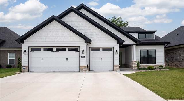 Photo of 3081 Bridlewood Ln, New Albany, IN 47150