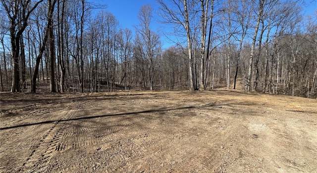 Photo of 324 Hartman Ct, Palmyra, IN 47164