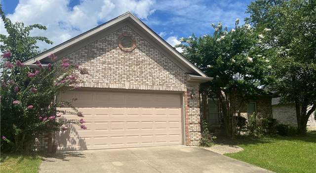 Photo of 1708 Sterling Oaks Dr, Sellersburg, IN 47172