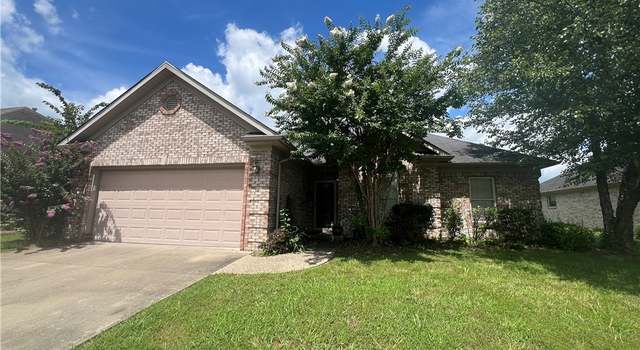 Photo of 1708 Sterling Oaks Dr, Sellersburg, IN 47172